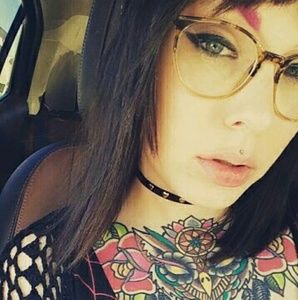 Meet your Posher, Marissa